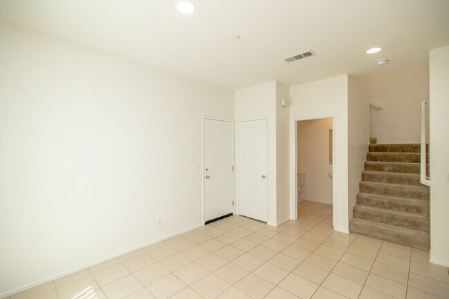 Foto del edificio - Exceptional 3 Bed/ 3 Bath Home In Beautifu...