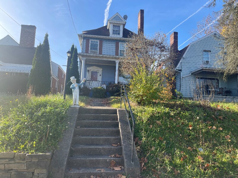 422 Mitchell Ave, Clairton, PA 15025 House Rental in Clairton, PA