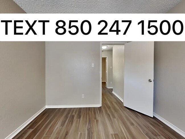 Foto del edificio - 1119 Sandalwood Ln