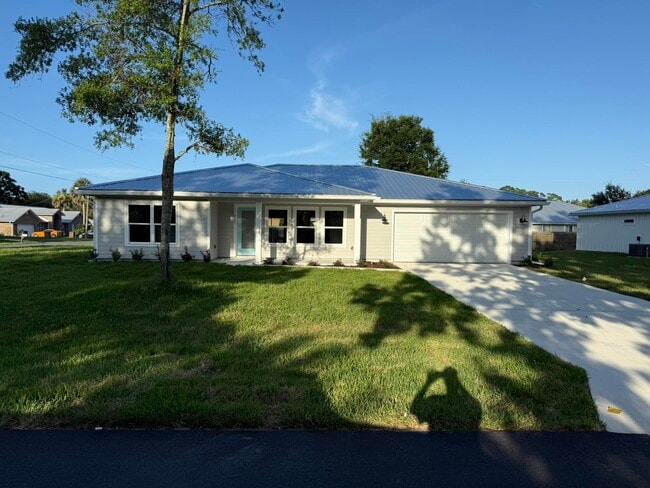 Building Photo - 101 Lobelia Rd