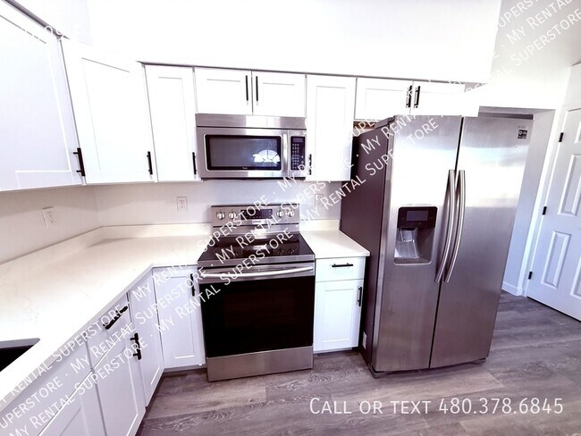 Foto del edificio - 1009 E Chipman Rd