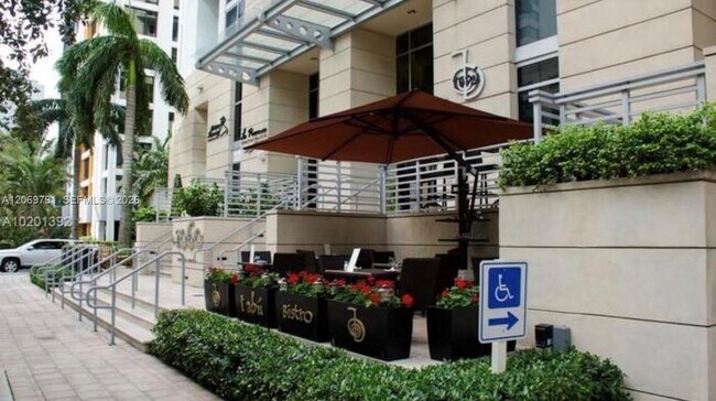 Foto del edificio - 1060 Brickell Ave