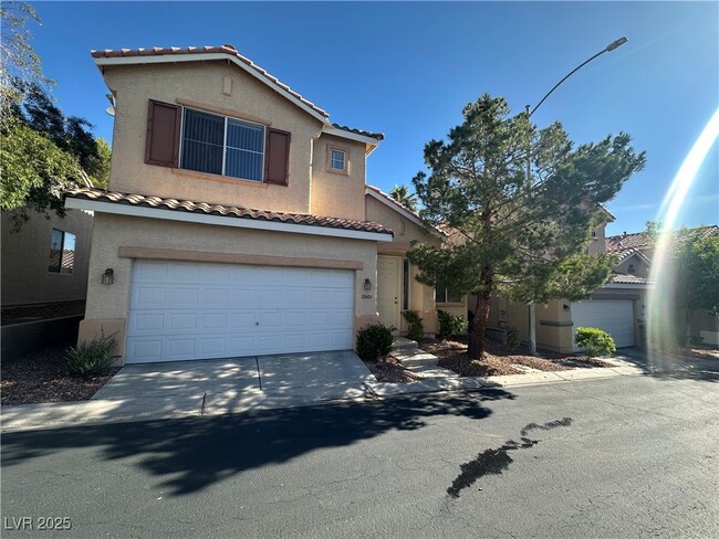 Building Photo - 10404 Sloping Hill Ave