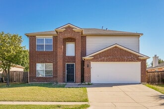 Building Photo - 7001 Baybridge Dr