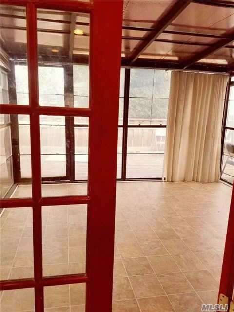 Foto del edificio - 50-41 Clearview Expy