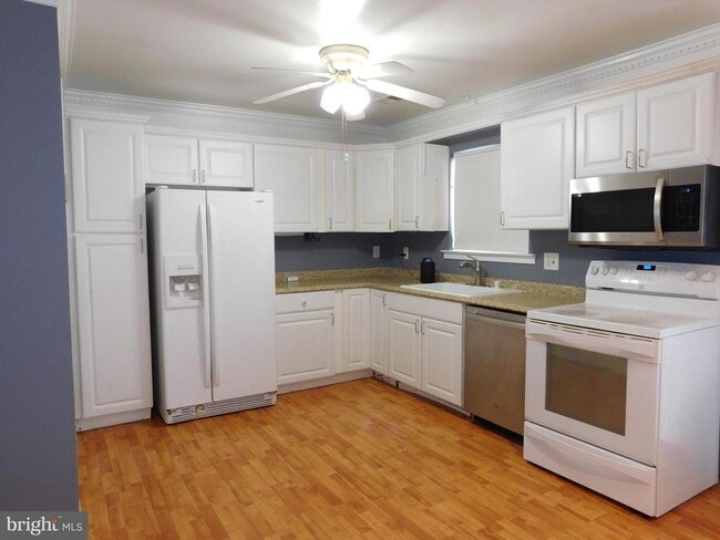 Foto del edificio - 9317 Woodlea Ct
