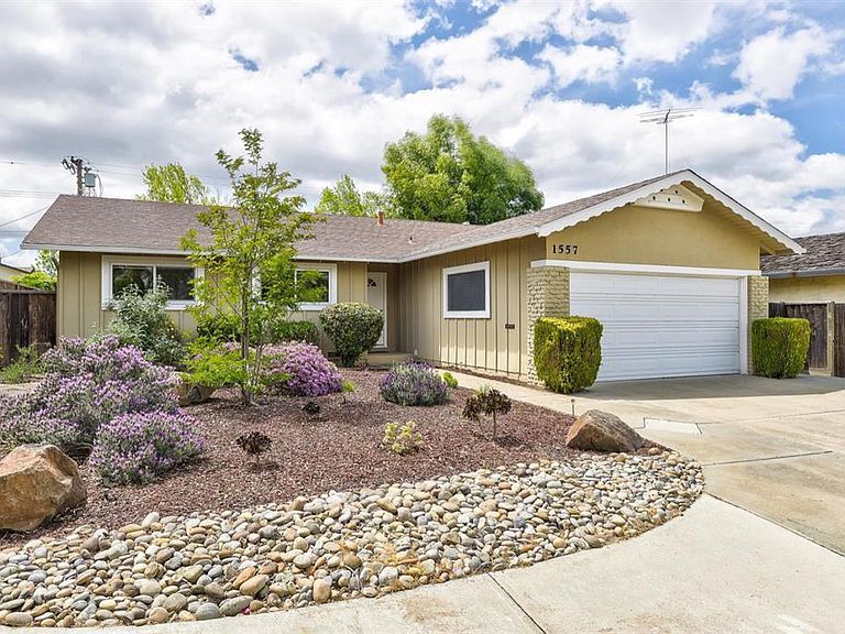 1557 Murre Ln, Sunnyvale, CA 94087 House Rental in Sunnyvale, CA