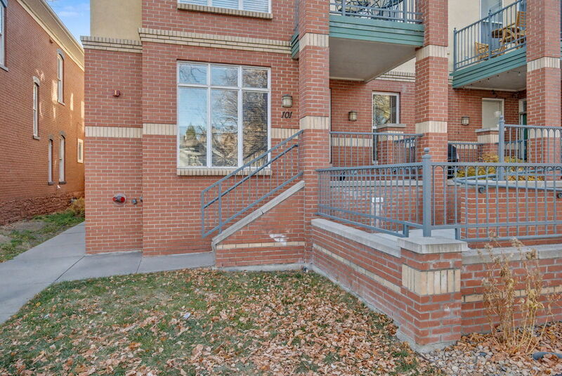 Foto principal - 1655 N Humboldt St