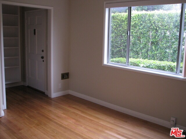 Building Photo - 8409 Kittyhawk Ave