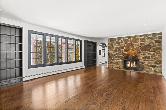 Foto del edificio - 11 Partrick Ln