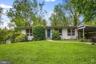 Building Photo - 1639 Wrightson Dr