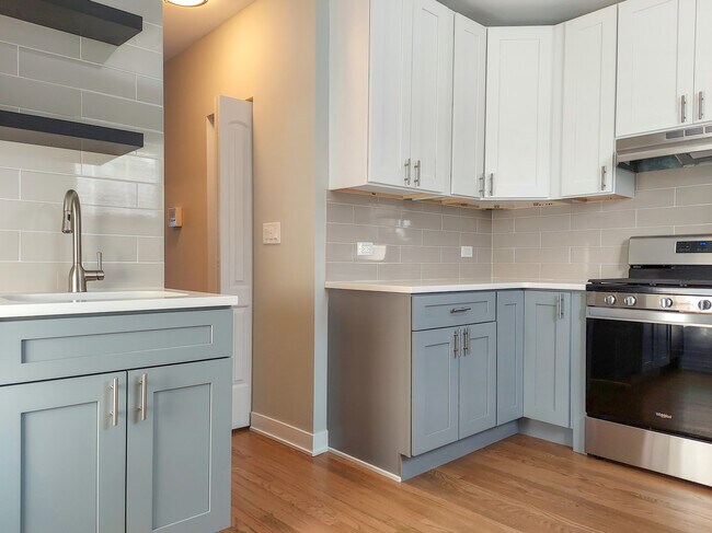 Foto del edificio - 4600 N Winchester Ave