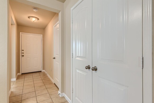 Building Photo - 5704 Montrelia Dr