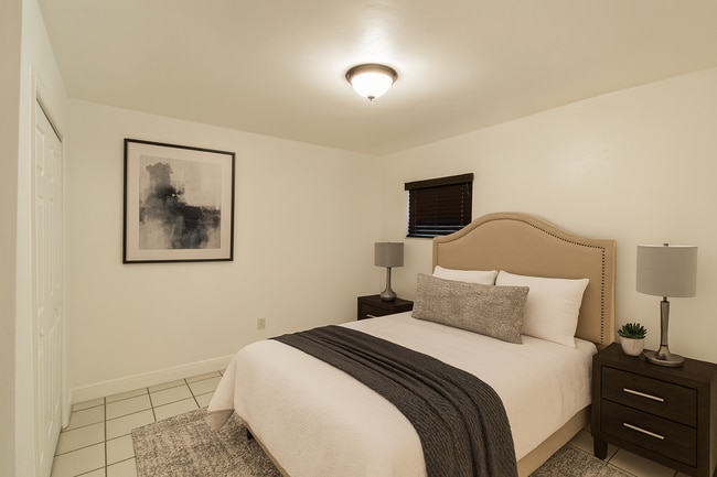 Foto del edificio - Welcome Home to Coconut Grove — 3270 West Trade Avenue, Miami, FL 33133