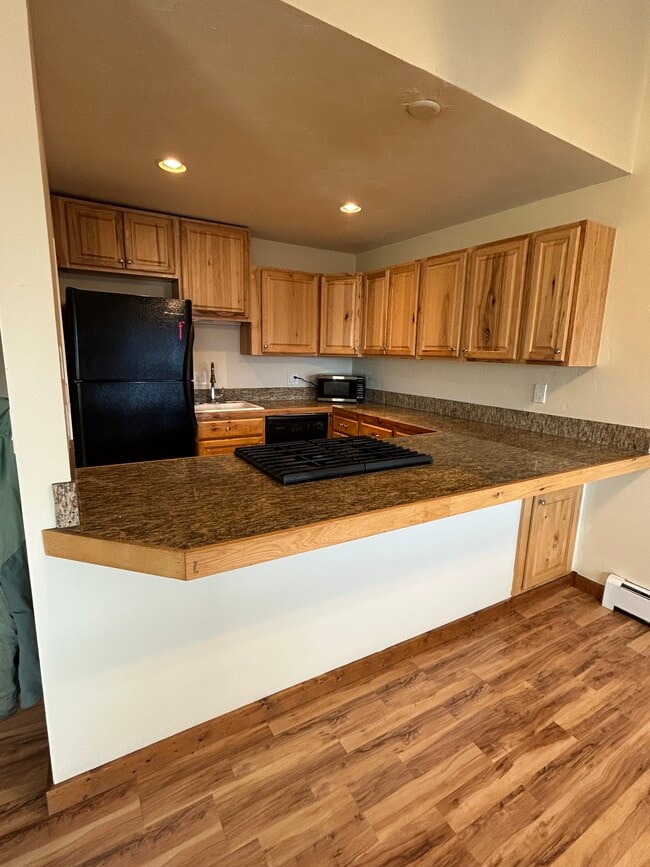 Building Photo - 336 Old Fish Creek Falls Rd