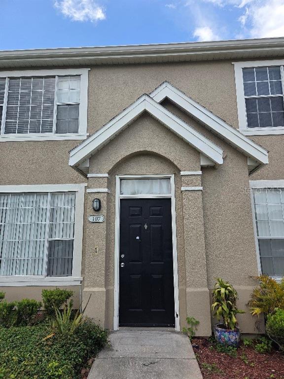 Foto principal - 9165 Lee Vista Blvd