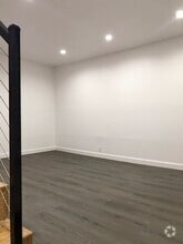 Building Photo - 251 W Dryden St