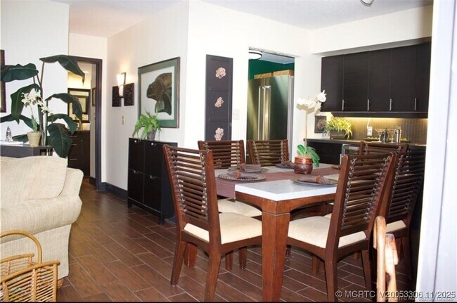Foto del edificio - 3792 NE Ocean Blvd