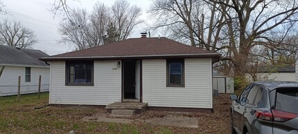 Building Photo - 3206 S Temple Ave