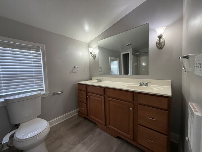 Foto del edificio - 2 Bedroom Downtown!