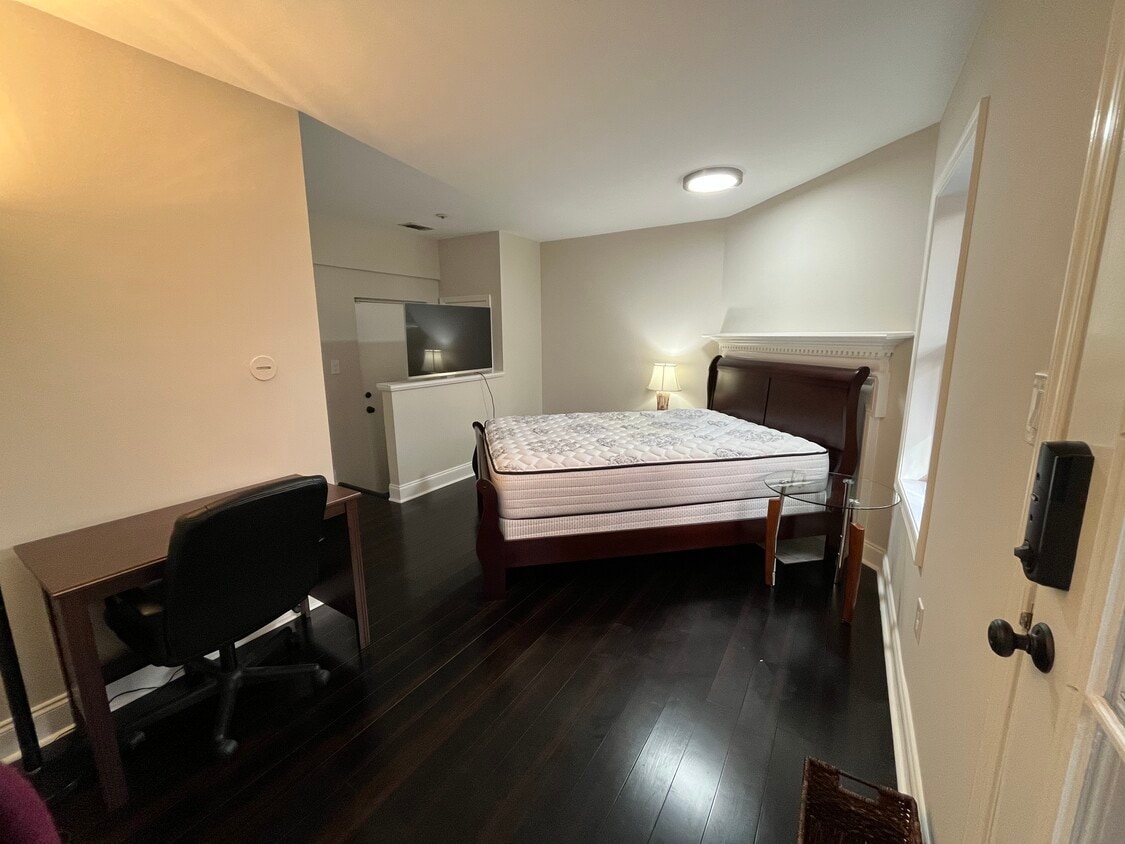 651 N Tazewell St, Arlington, VA 22203 Townhome Rentals in Arlington