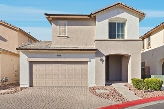 Building Photo - 6217 Blushing Willow St