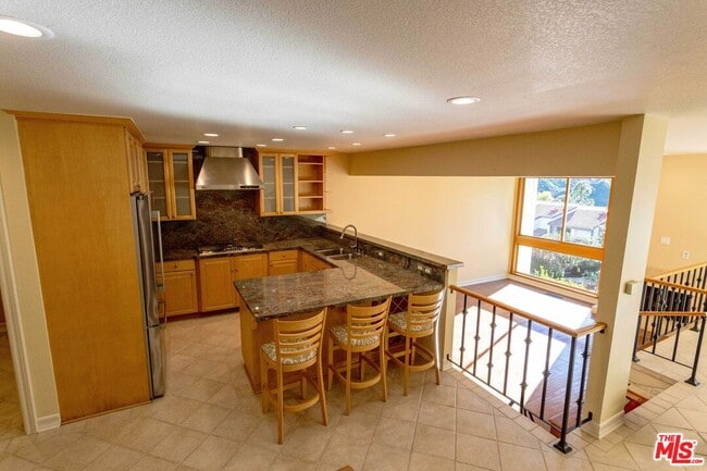 Building Photo - 17097 Palisades Cir