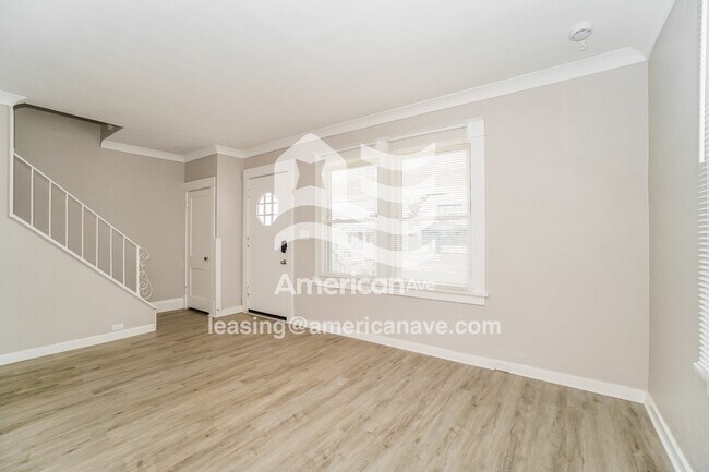 Foto del edificio - 3606 Leybourn Ave