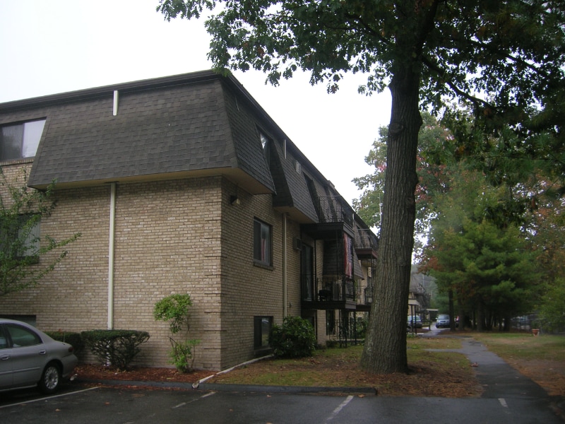 Primary Photo - 8 Tiffany Rd