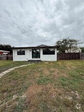 Building Photo - 685 NW 14th St