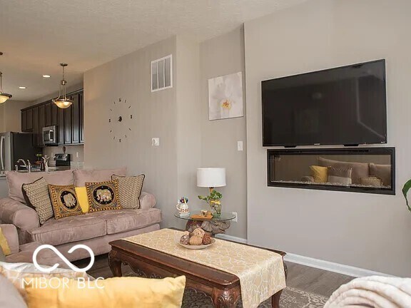 Foto del edificio - 2949 Kirkbride Way