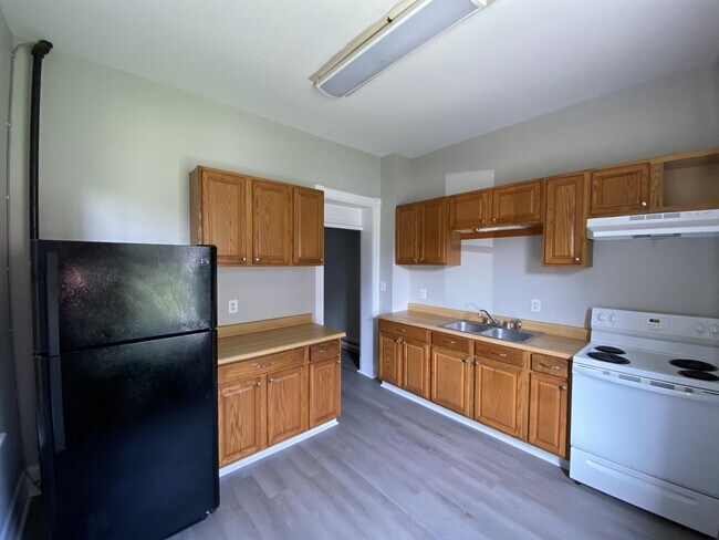 Foto del edificio - 16 East Ave