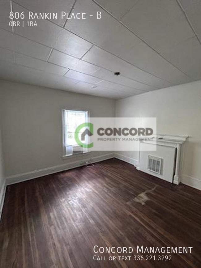 Foto del edificio - 806 Rankin Pl