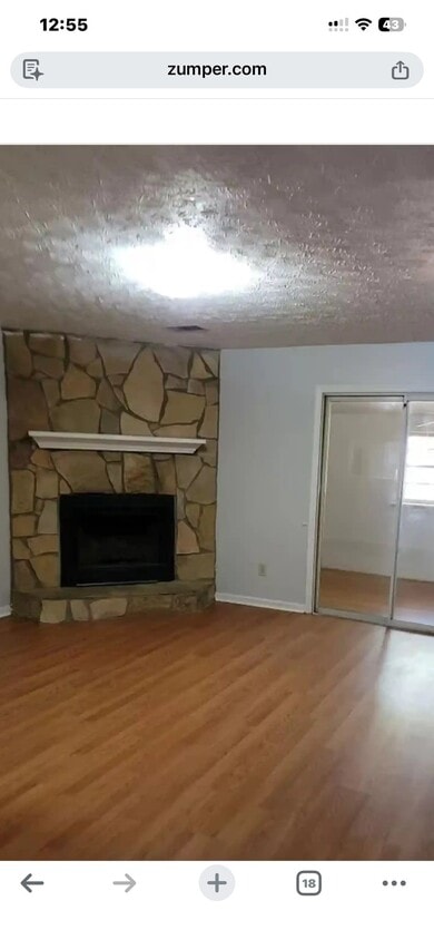 Foto del edificio - 5675 Waterford Ct
