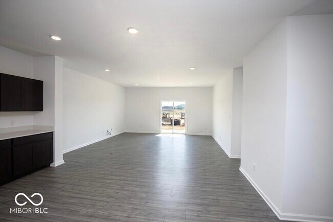 Building Photo - 1488 Juniper Dr