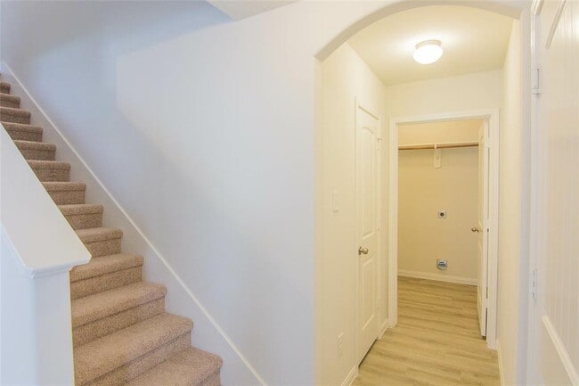 Building Photo - 5410 Tobins Gully Dr