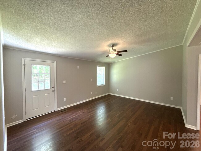 Foto del edificio - 8209 Terra Linda Ln