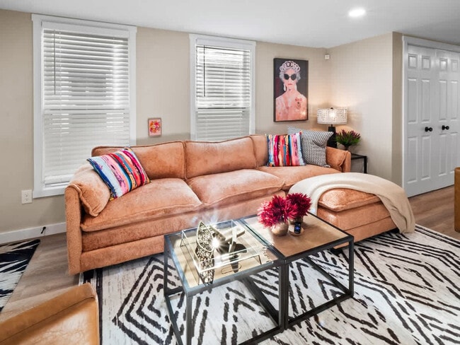 Building Photo - 5602 Tillman Ave