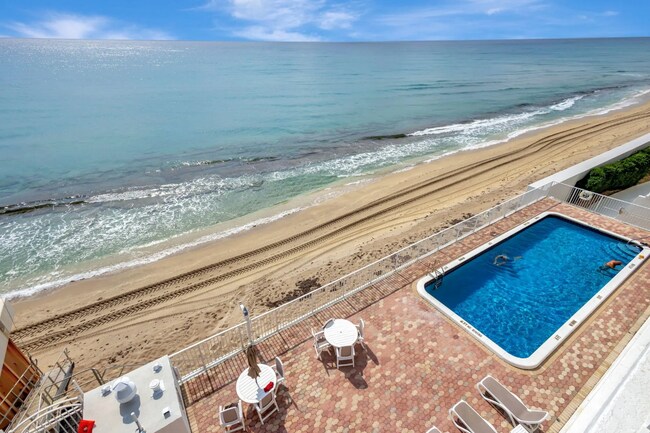 Beach/Pool View - 3580 S Ocean Blvd