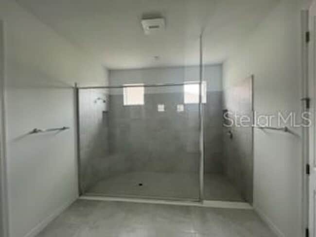 Building Photo - Bellalago Beauty