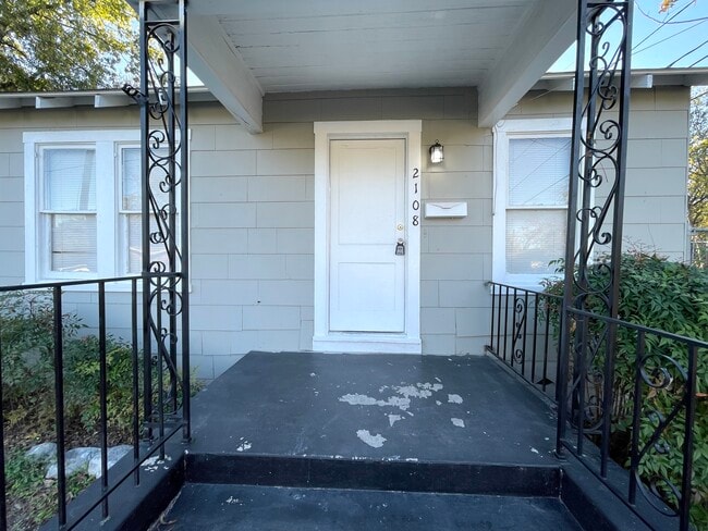 Foto del edificio - 2108 N 21st St