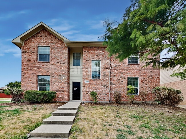 Building Photo - 2863 Deer Ridge Dr