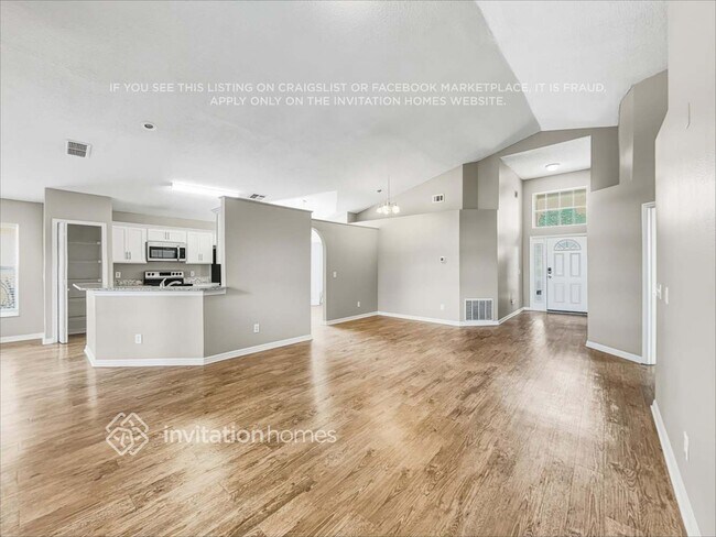 Foto del edificio - 12864 Maribou Cir