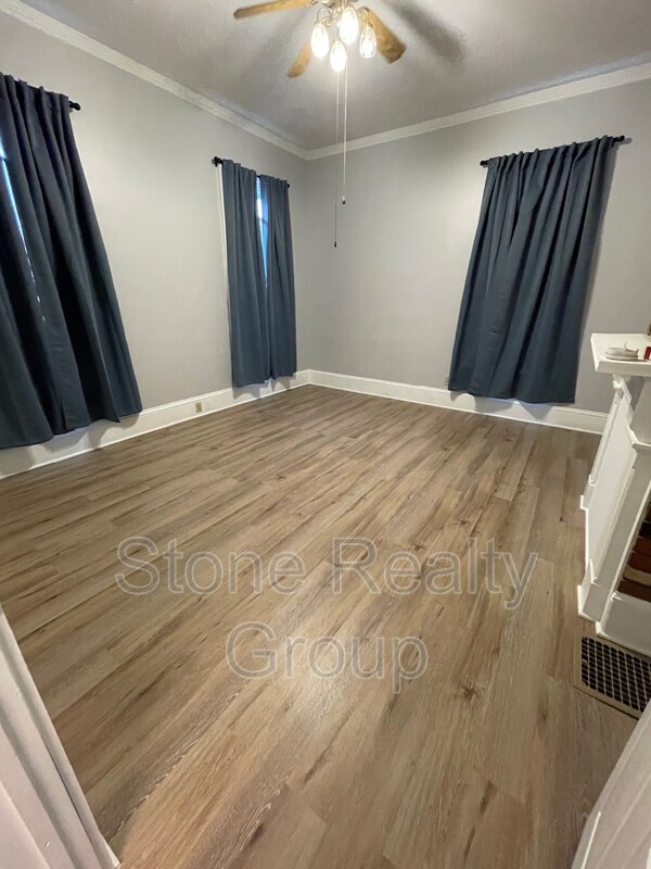 Foto del edificio - 518 Crawford St
