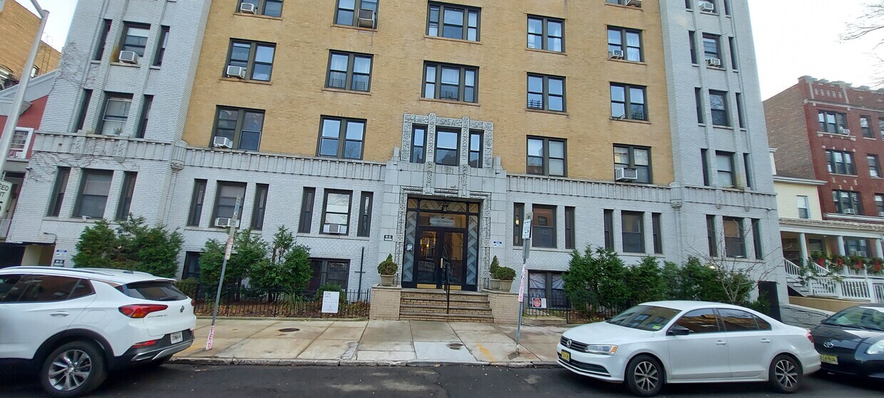 429 Fairmount Ave Unit 203, Jersey City, NJ 07306 Condo for Rent in