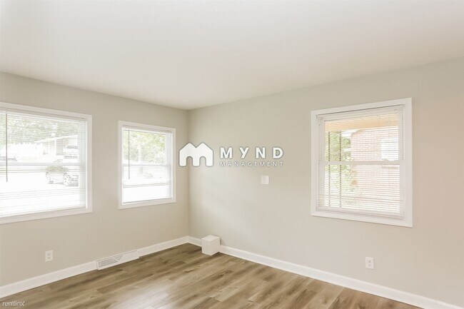 Foto del edificio - 3 br, 1 bath House - 205 Nila Dawn Ave