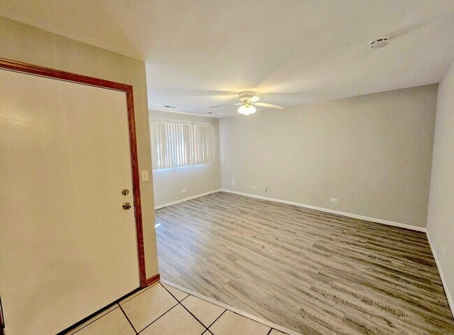 Foto del edificio - 2714 W 37th Pl