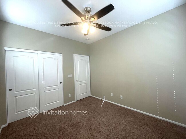 Foto del edificio - 628 Sumatra Pl