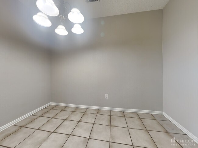 Foto del edificio - 4108 Coronet Ln