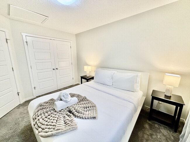 Photo du bâtiment - 20548-20100 100 Ave NW